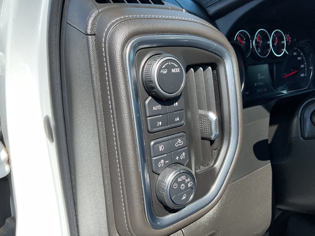 Used 2022 Chevrolet Silverado 2500 LTZ w/ Snow Plow Prep/Camper Package AWD/4WD image 17