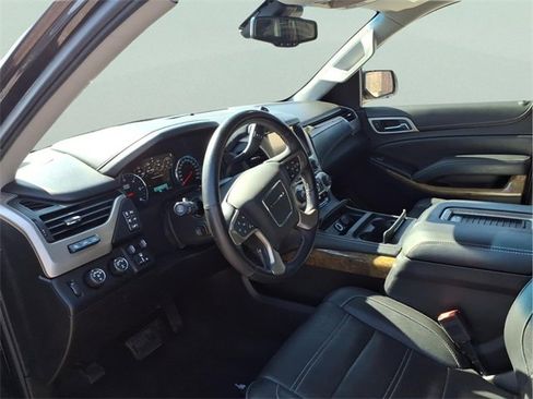 Used 2017 GMC Yukon Denali w/ Open Road Package image 11