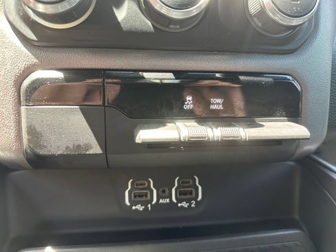 Used 2023 RAM 1500 Big Horn AWD/4WD image 26
