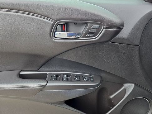Used 2015 Acura RDX AWD w/ Technology Package image 13