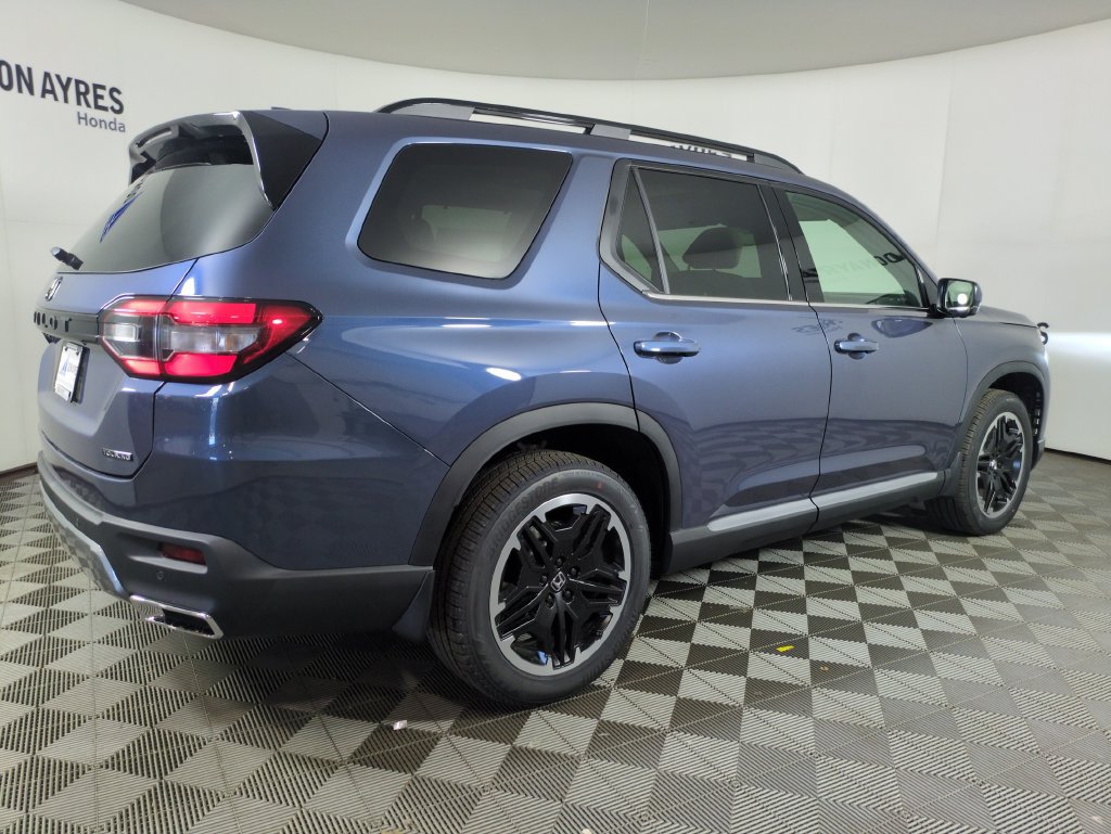 New 2026 Honda Pilot Touring image 5
