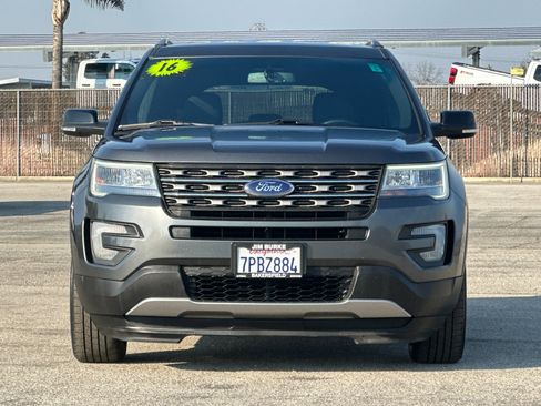 Used 2016 Ford Explorer XLT w/ Equipment Group 201A image 9