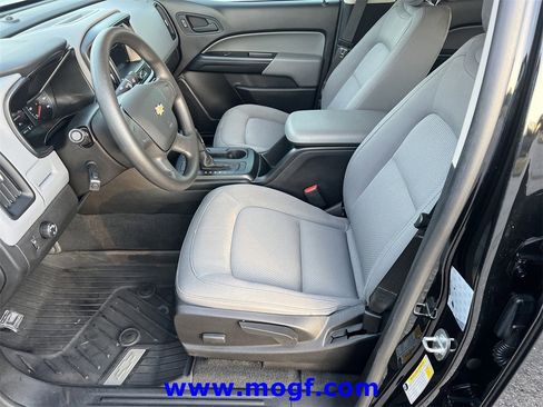Used 2021 Chevrolet Colorado W/T w/ Custom Special Edition image 18