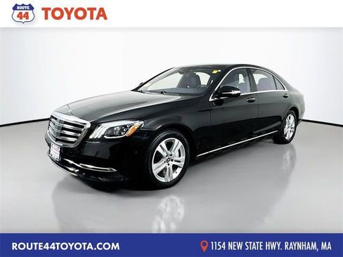 Used 2018 Mercedes-Benz S 560 4MATIC Sedan w/ Premium Package image 1