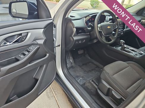 Used 2021 Chevrolet Traverse LS w/ LPO, Cargo Package FWD image 10