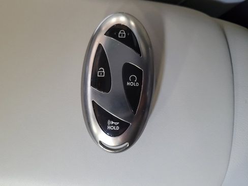 Used 2024 Hyundai Kona SEL FWD image 32