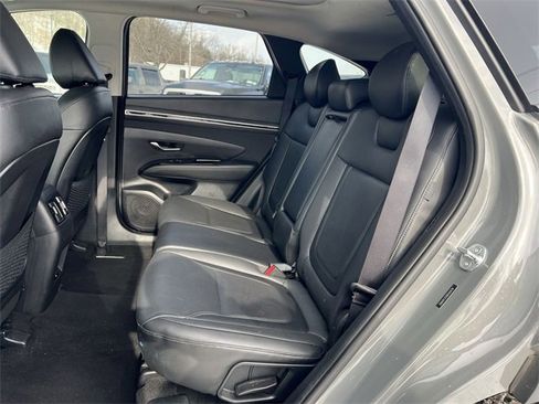Used 2024 Hyundai Tucson Limited image 17