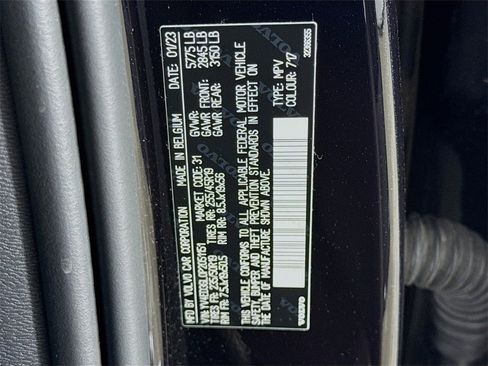 Certified 2023 Volvo C40 P8 Recharge Plus image 33