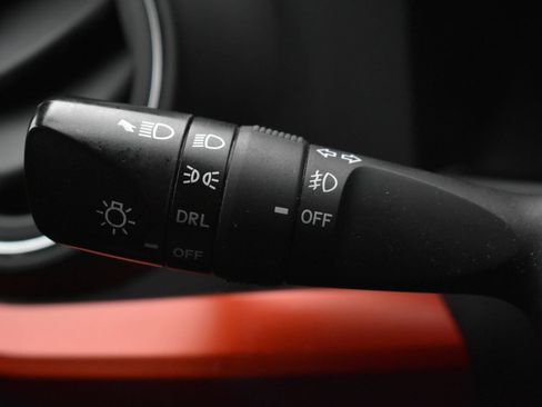 Used 2020 Toyota Tacoma TRD Off-Road AWD/4WD image 23