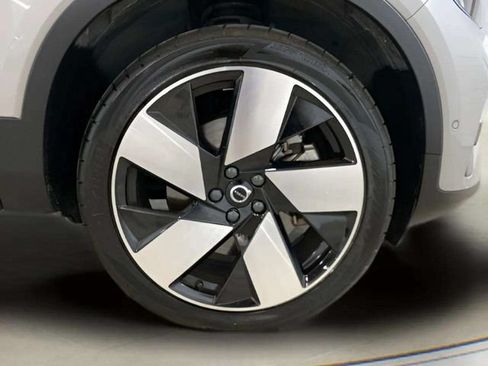Used 2023 Volvo XC40 Recharge Ultimate AWD/4WD image 89