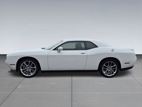 Used 2022 Dodge Challenger GT AWD/4WD image 3