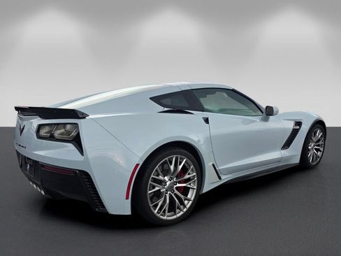 Used 2018 Chevrolet Corvette Z06 RWD image 4