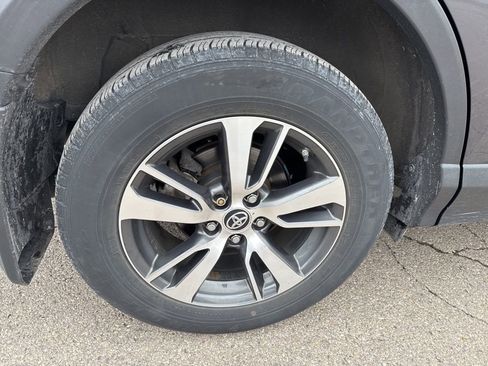 Used 2018 Toyota RAV4 XLE w/ Plus Extra Value Package image 10