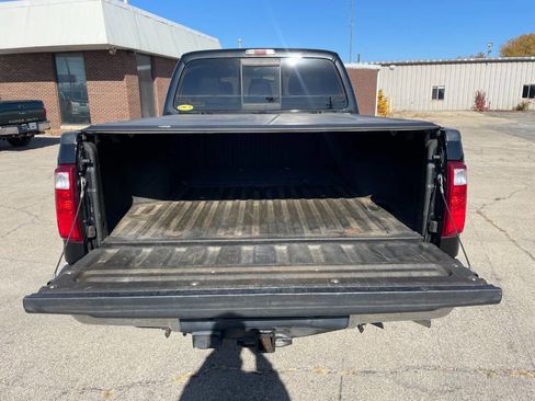 Used 2015 Ford F250 Lariat w/ Chrome Package image 5