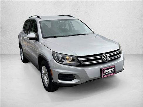 Used 2018 Volkswagen Tiguan Limited AWD/4WD image 3