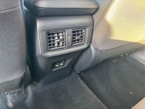 Certified 2021 Toyota RAV4 XLE AWD/4WD image 8