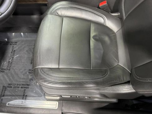 Used 2020 Chevrolet Silverado 1500 LT Trail Boss image 26