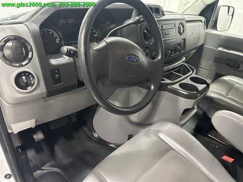 Used 2013 Ford E-250 and Econoline 250 w/ PWR Group image 3