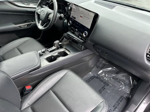 Used 2026 Lexus NX 350h AWD w/ Accessory Package (2T) image 18