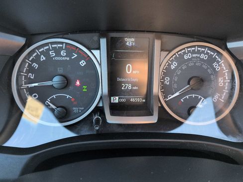 Used 2023 Toyota Tacoma Limited w/ Nightshade Package image 19