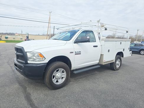 Used 2018 RAM 3500 Tradesman w/ Power & Remote Entry Group image 2