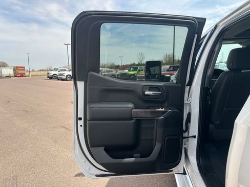 Used 2021 Chevrolet Silverado 1500 LTZ w/ LTZ Premium Package image 21