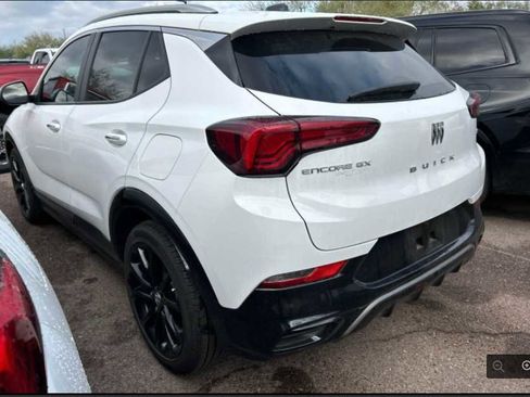 Used 2024 Buick Encore GX Sport Touring w/ Experience Buick Package image 6