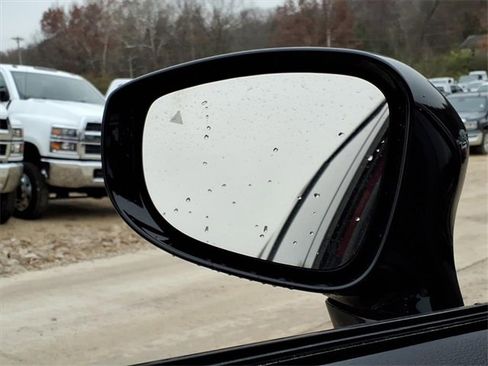 New 2026 Chrysler Pacifica Limited image 19