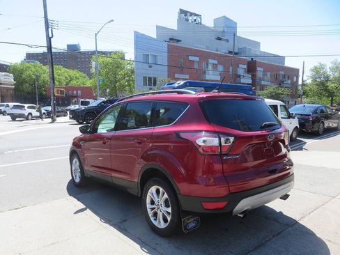 Used 2018 Ford Escape SEL AWD/4WD image 5