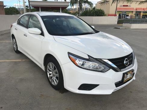 Used 2016 Nissan Altima 2.5 S w/ Power Driver Seat Package image 5