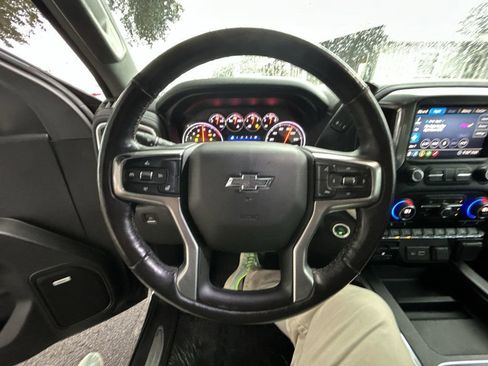 Used 2020 Chevrolet Silverado 1500 LT Trail Boss image 15