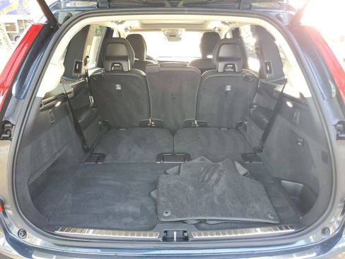 Certified 2023 Volvo XC90 B5 Plus w/ Protection Package Premier AWD/4WD image 8