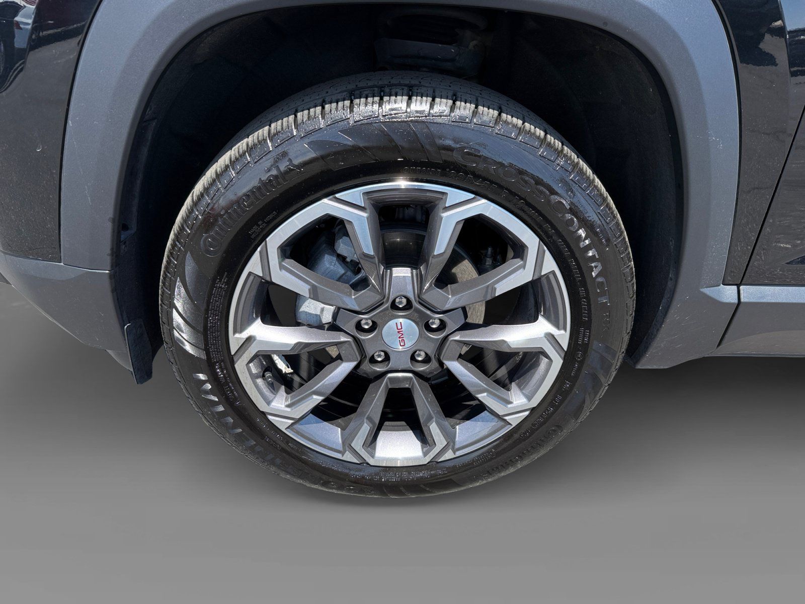 Used 2026 GMC Terrain Elevation w/ Elevation Premium Package FWD image 9