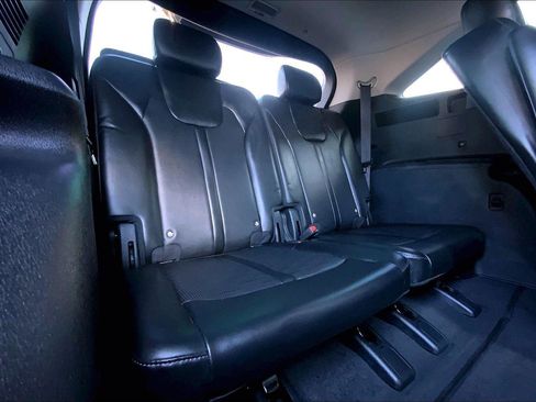 Used 2025 Kia Sorento EX image 28