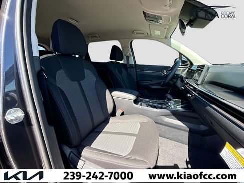 New 2026 Kia Sorento LX image 14