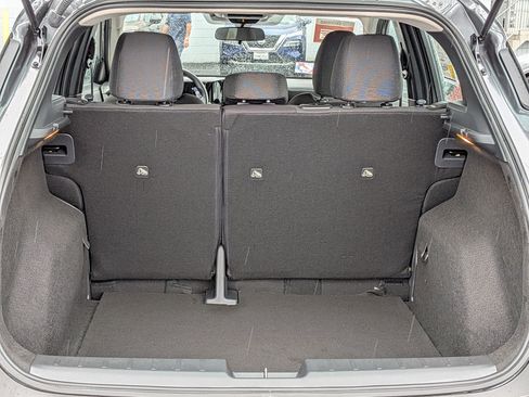 Used 2025 Nissan Kicks S image 20