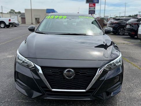 Used 2021 Nissan Sentra SV FWD image 2
