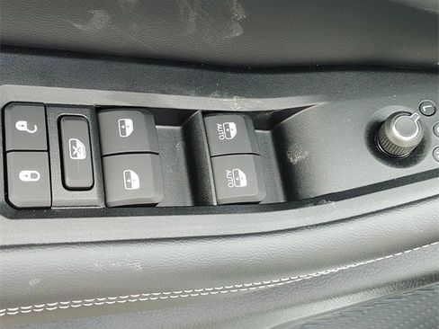 New 2026 Jeep Grand Cherokee Laredo image 14