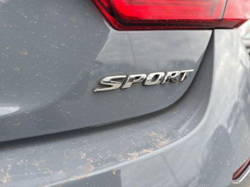 Used 2022 Honda Accord Sport image 5