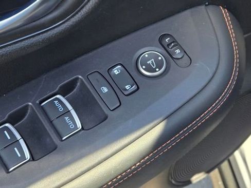 Used 2023 Honda HR-V Sport image 16