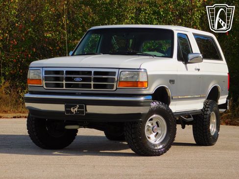 Used 1995 Ford Bronco XLT AWD/4WD image 24
