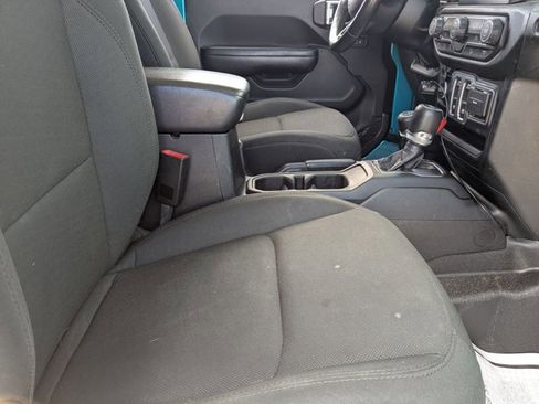 Used 2020 Jeep Wrangler Sport S image 19