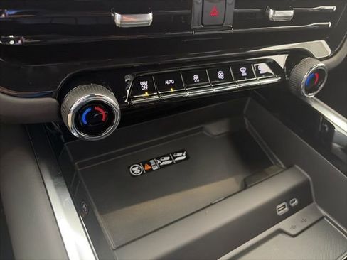 New 2026 Chevrolet Tahoe High Country AWD/4WD image 24
