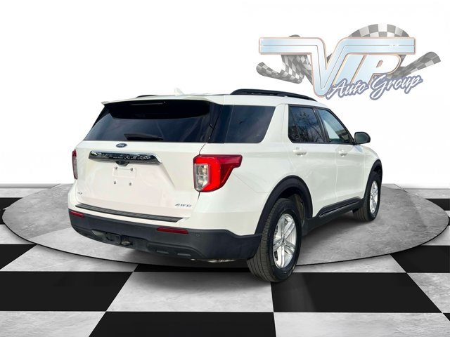 Used 2023 Ford Explorer XLT AWD/4WD image 6