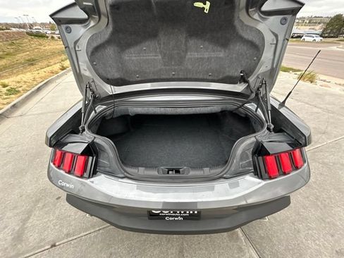 Used 2025 Ford Mustang Premium RWD image 10