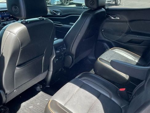 Used 2021 GMC Acadia AT4 w/ Technology Package AWD/4WD image 26