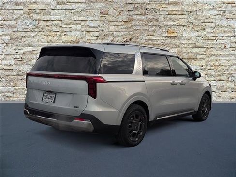 New 2026 Kia Carnival SX image 5