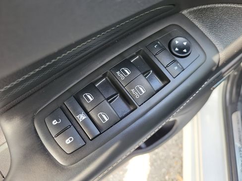 Used 2021 Dodge Durango SRT Hellcat w/ Technology Group image 17