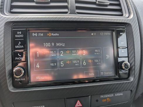 Used 2024 Mitsubishi Outlander Sport ES image 21