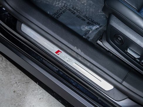 Certified 2025 Audi RS 7 performance Sportback AWD/4WD image 26